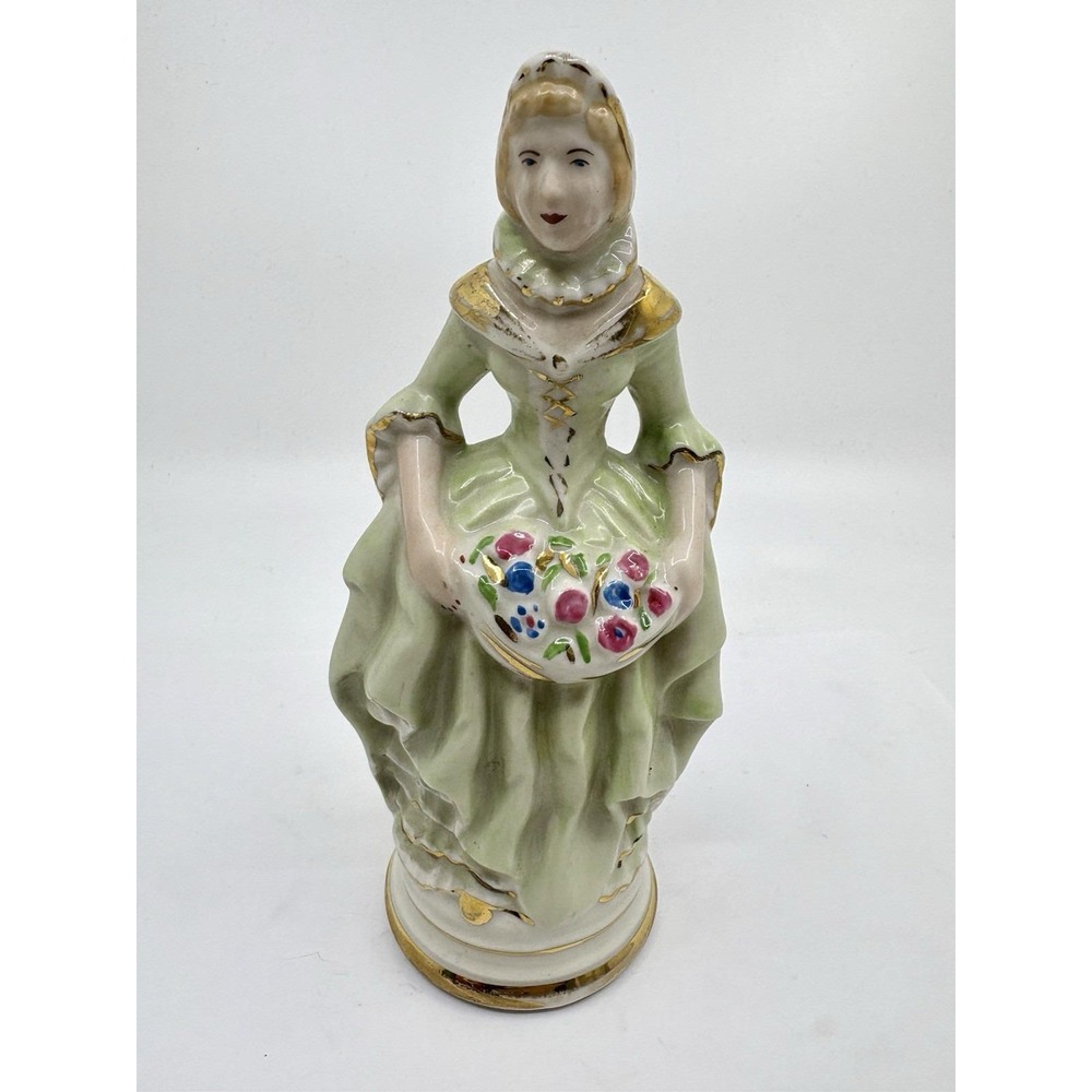Vintage Made in Occupied Japan Porcelain Victorian‎ Woman / Figurine Floral